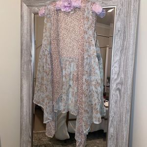 Flowy Shawl Vibe Paisley and Floral Patterns